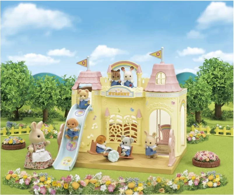 SYLVANIAN FAMILIES BABY CASTLE NURSERY GIFT SET - Image 3