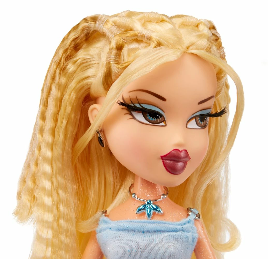 BRATZ GIRLS NITE OUT DOLL CLOE - Image 6