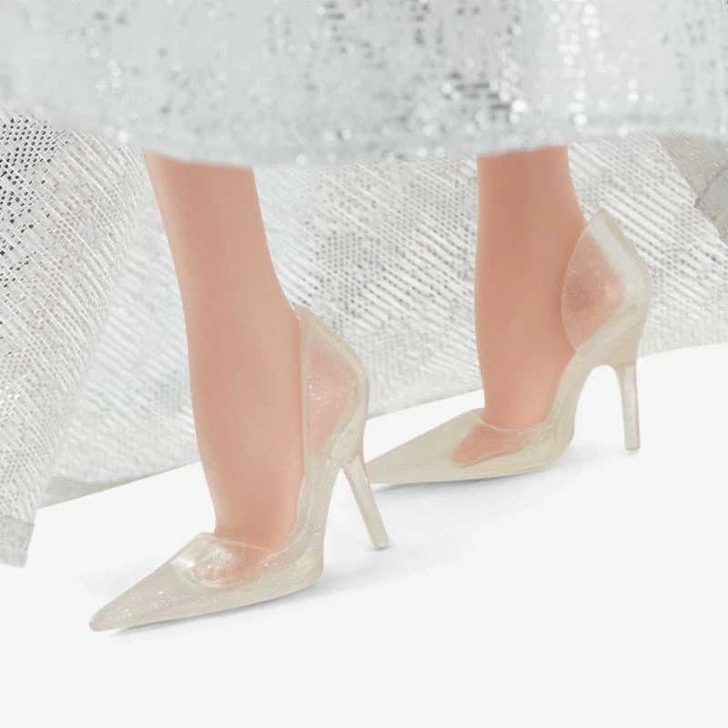 BARBIE 2021 HOLIDAY BARBIE DOLL - Image 5