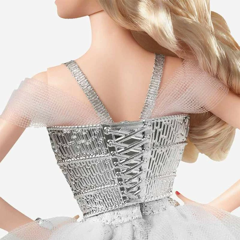 BARBIE 2021 HOLIDAY BARBIE DOLL - Image 6