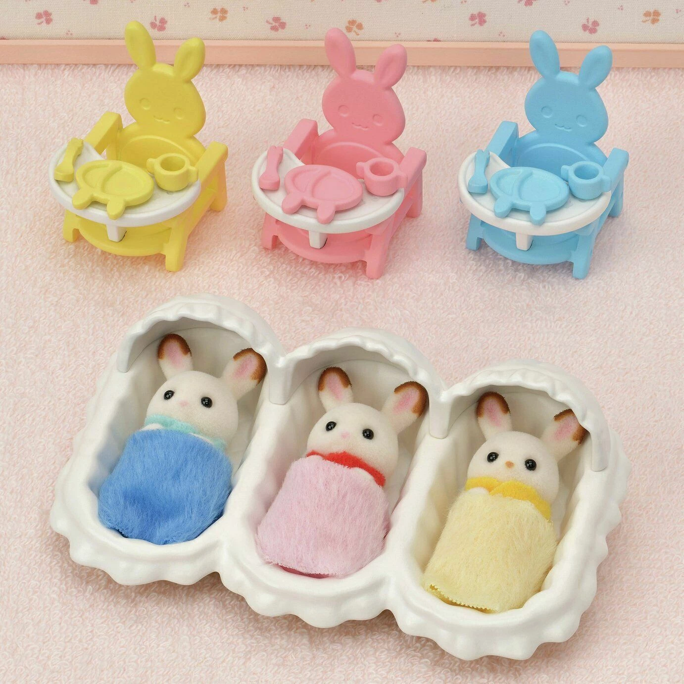 SYLVANIAN FAMILIES TRIPLETS CARE SET - Image 3