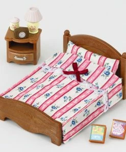 SYLVANIAN FAMILIES SEMI DOUBLE BED